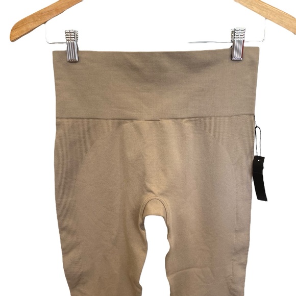 Set Active Sculptflex Seamless Active Leggings In Tan Breeze - Picture 8 of 11